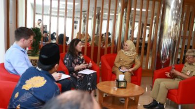 Lakukan Riset, Peneliti Senior University Of New South Wales Australia Terinspirasi dengan Kemajuan Banyuwangi