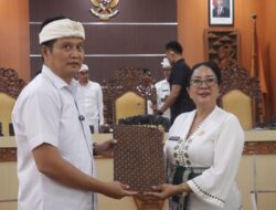 Bupati dan DPRD Jembrana Tandantangani Perda Pembentukan dan Susunan Perangkat Daerah, Resmi Disahkan
