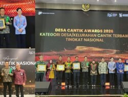 Unggul Pengelolaan Data Pesisir, Desa Pengambengan Terima Penghargaan Desa Cantik dari BPS