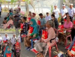 Jaring Lansia Kurang Mampu, Pemkab Jembrana Bagikan 15 Kg Beras per Bulan