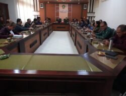 Ribuan KK Terdampak Kekeringan, BPBD Jembrana Pasang Tandon Air di 18 Titik